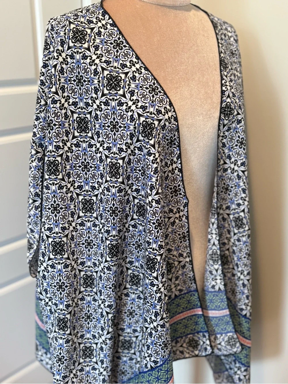 Flowy Patterned Open Front Kimono — Black, White & Blue with Green Trim